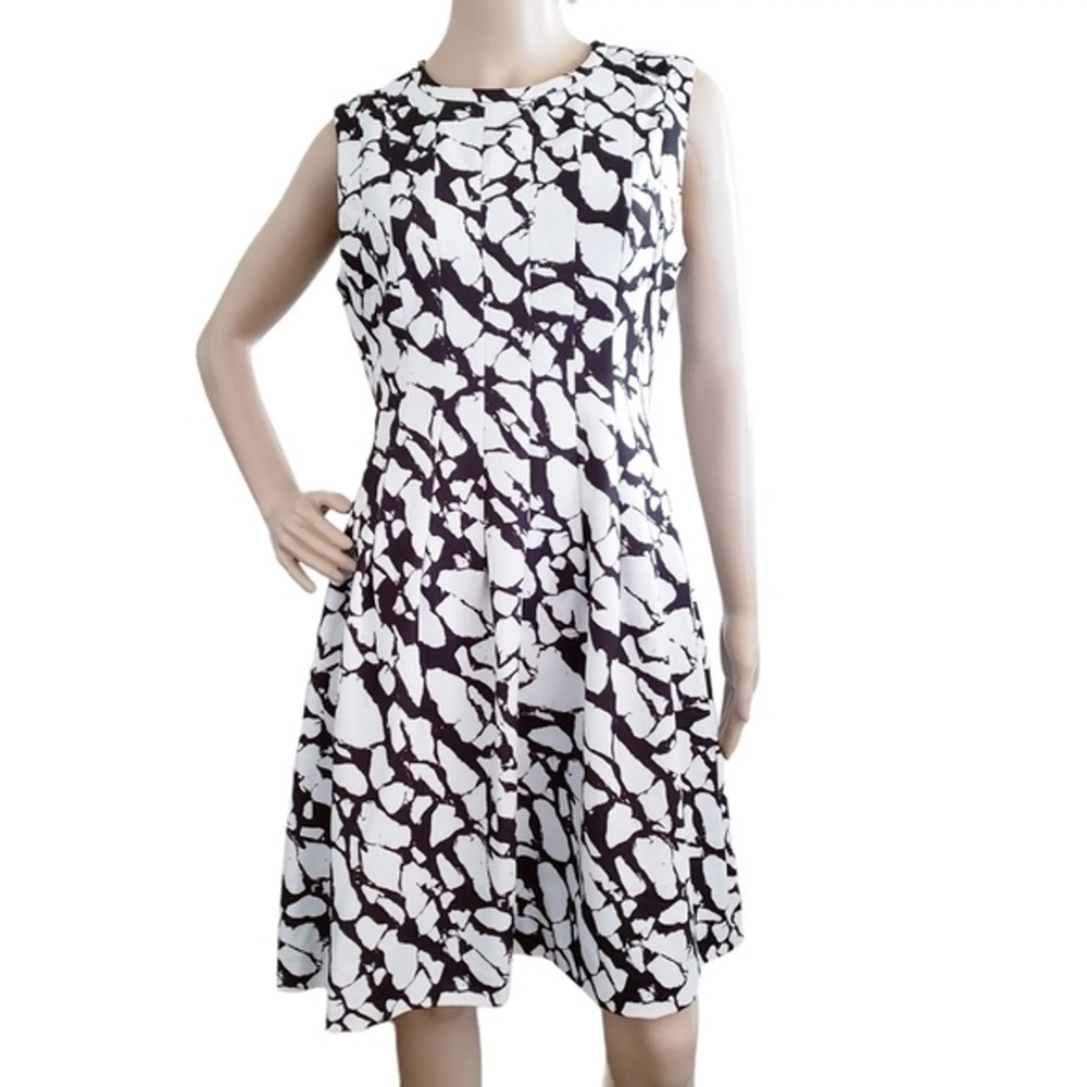 H&M Black & White Abstract Longer Length Mini Dress